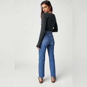 Levi’s Wedgie Straight Jean